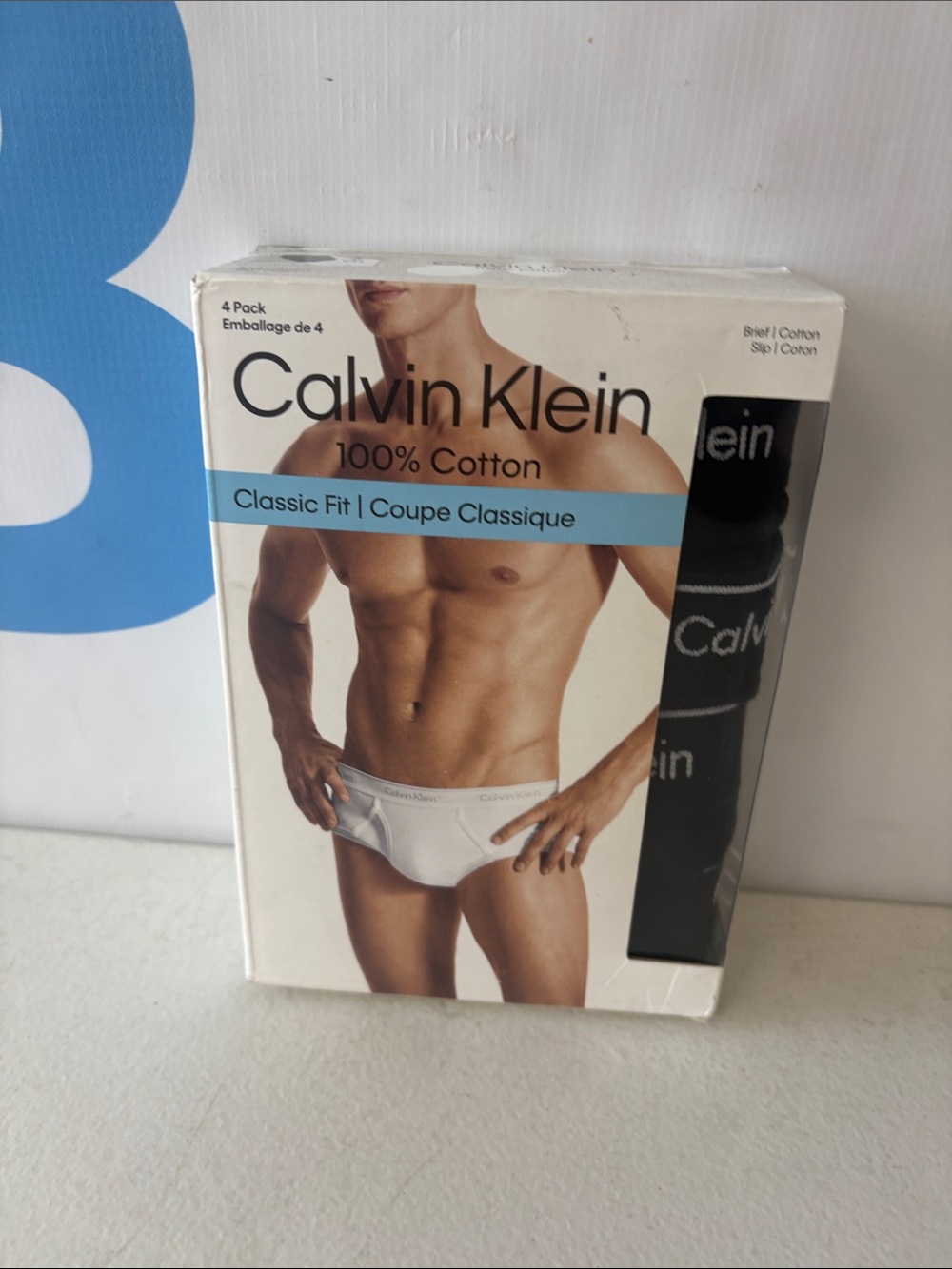 Calvin Klein White & Black Classic Fit Cotton Briefs - 4 Pack